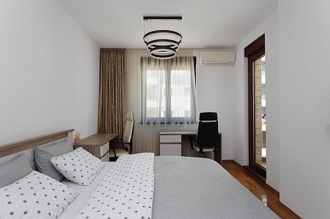 Three Bedroom Spacious Apartment Anatolia Budva Eksteriør billede