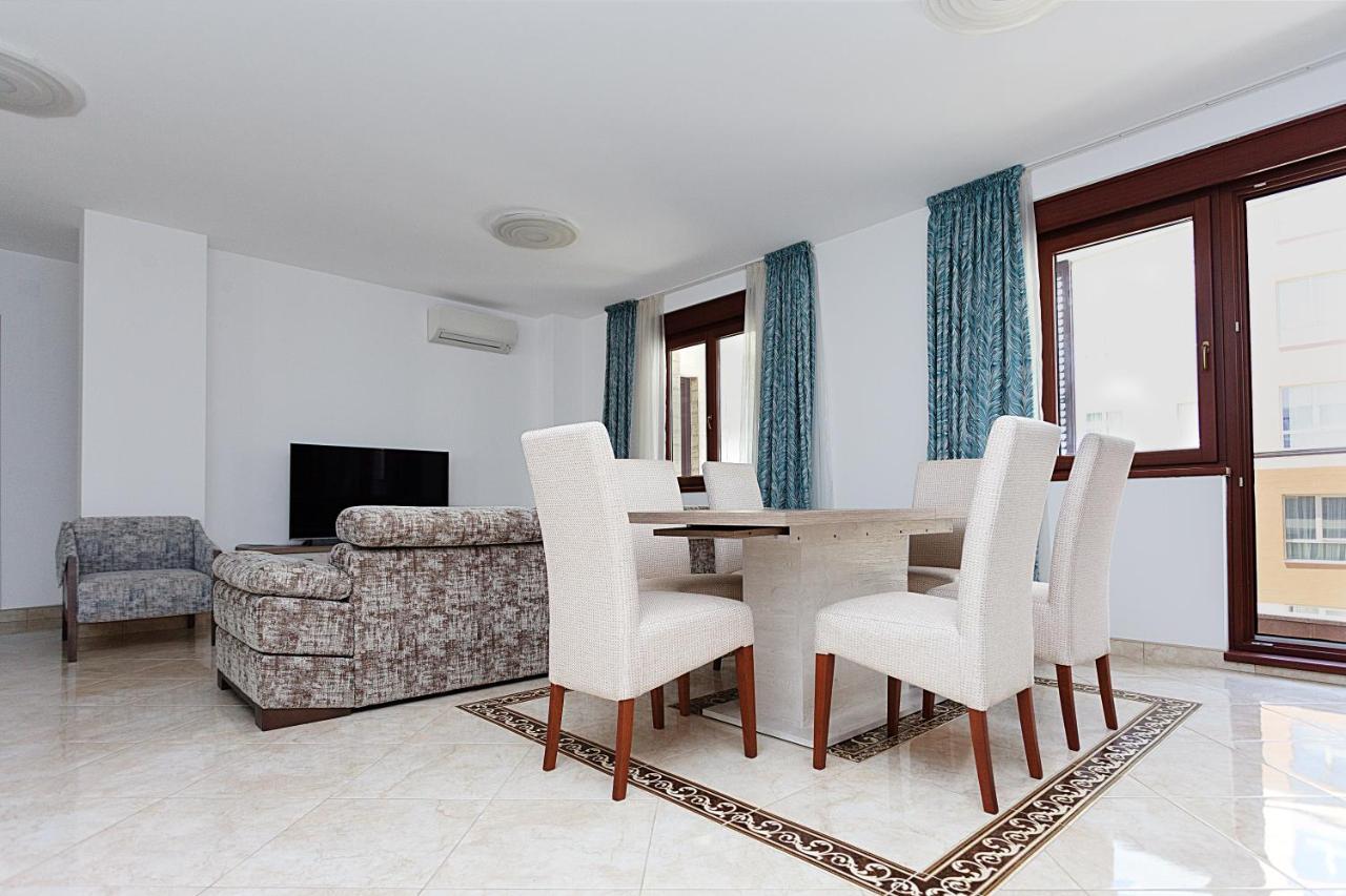 Three Bedroom Spacious Apartment Anatolia Budva Eksteriør billede