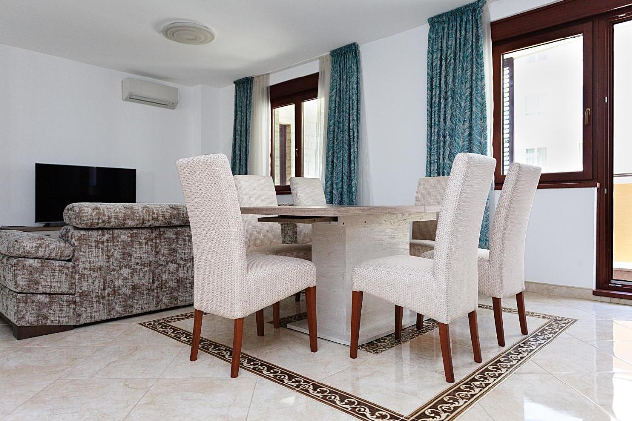 Three Bedroom Spacious Apartment Anatolia Budva Eksteriør billede